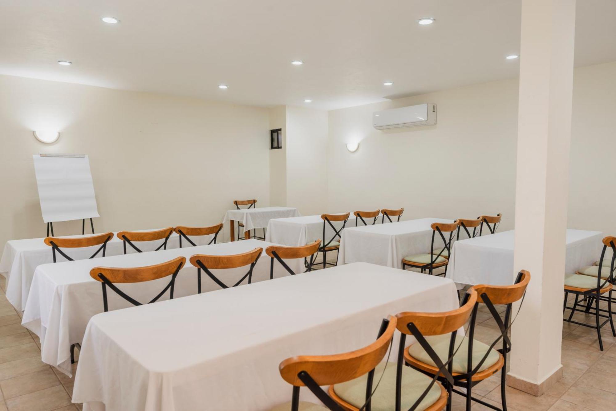 Comfort Inn Tampico Eksteriør bilde