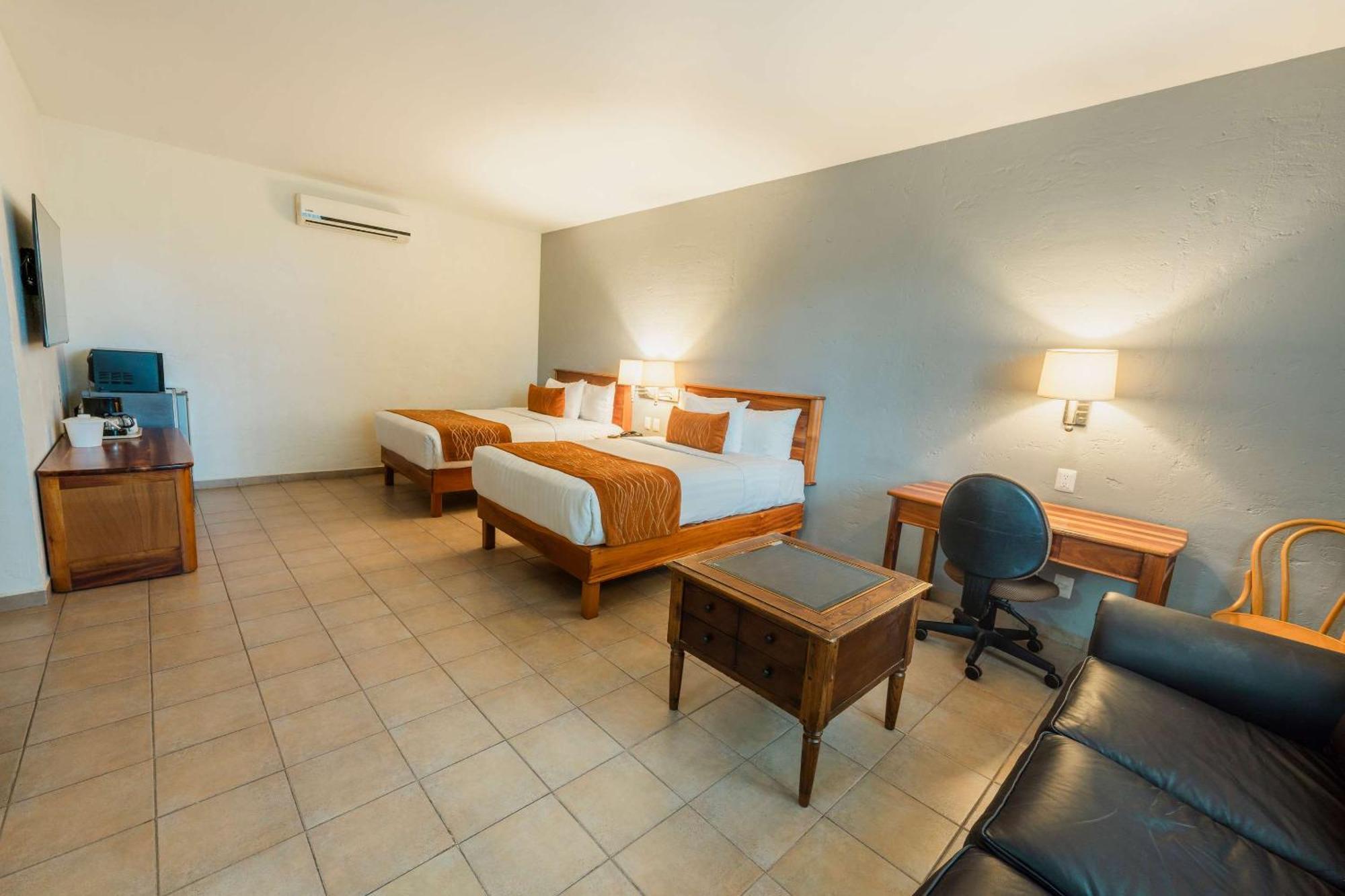 Comfort Inn Tampico Eksteriør bilde