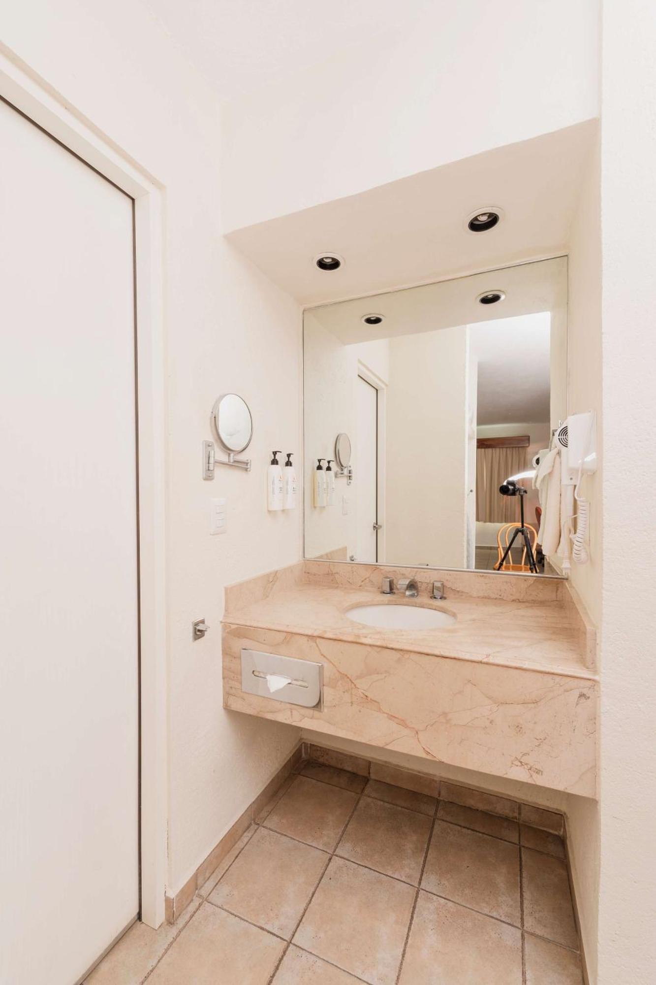 Comfort Inn Tampico Eksteriør bilde